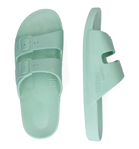 groene slippers